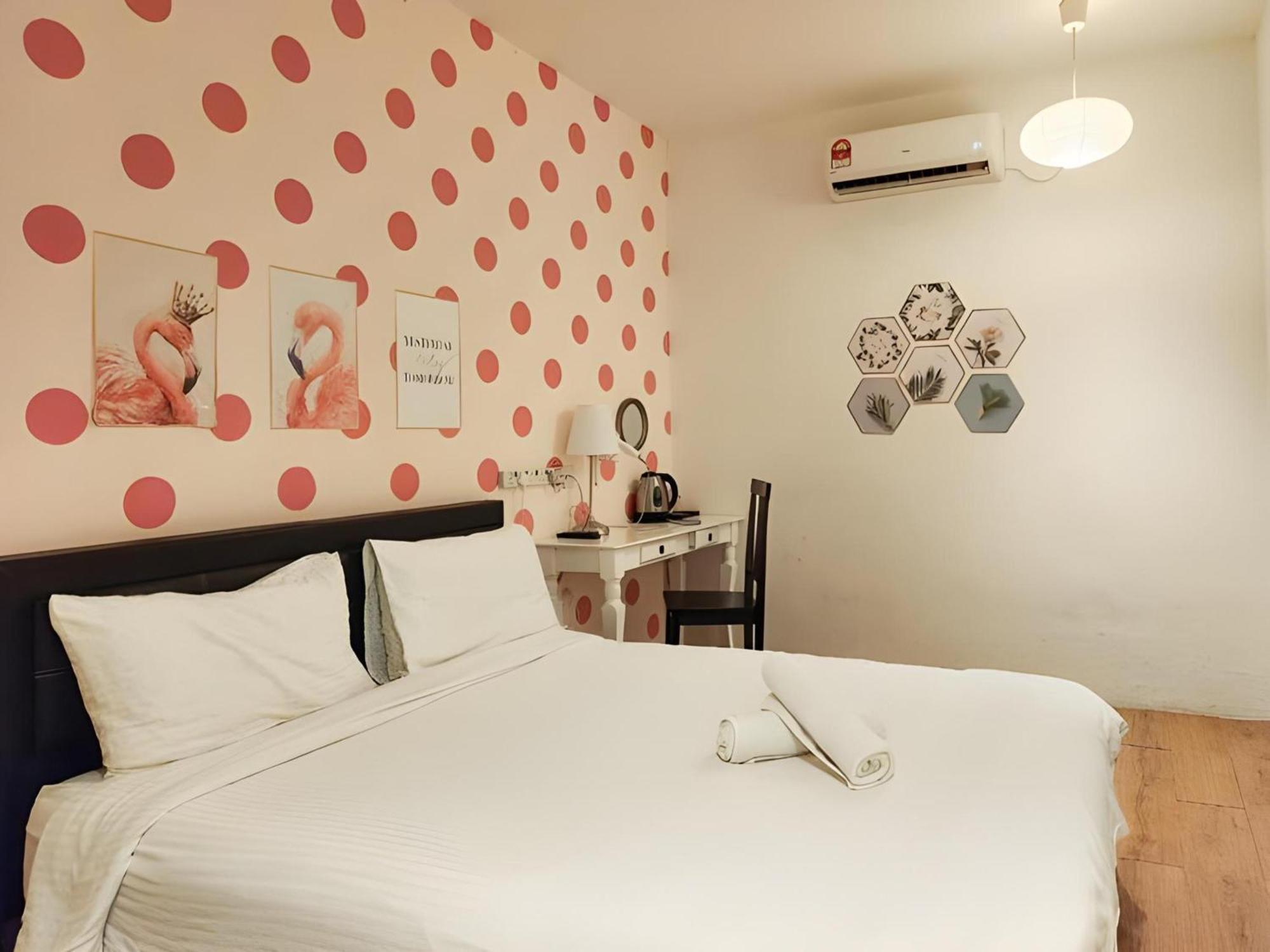 Oyo 91068 Elephant House Boutique Hotel George Town Esterno foto
