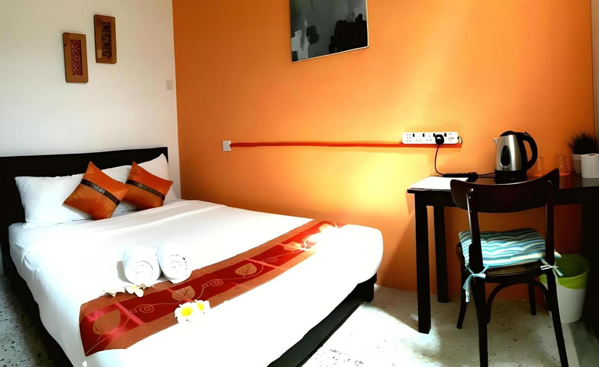 Oyo 91068 Elephant House Boutique Hotel George Town Esterno foto
