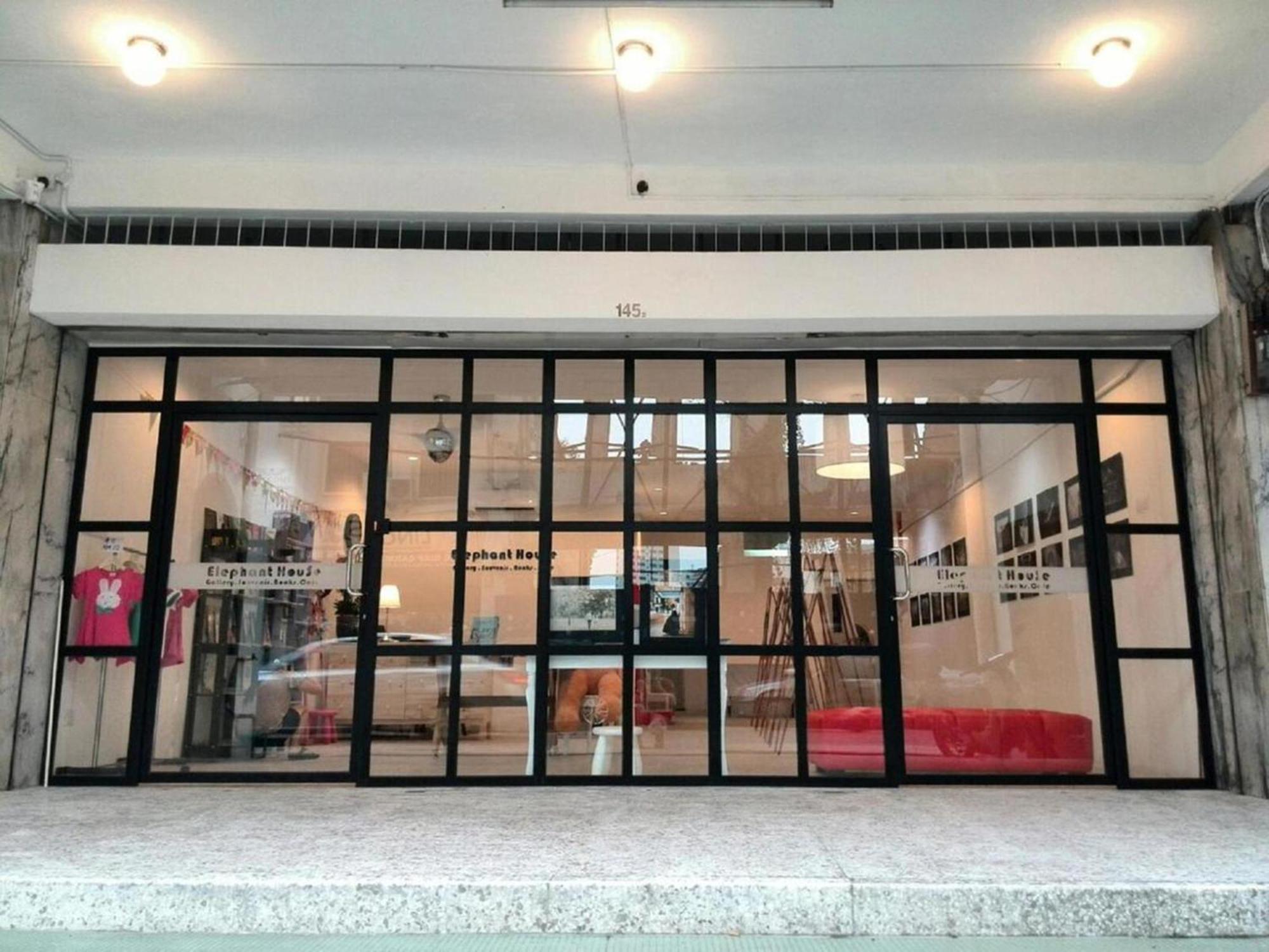 Oyo 91068 Elephant House Boutique Hotel George Town Esterno foto
